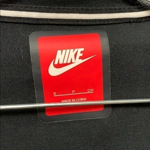 Nike- Elite Beachbody Jacket - Picture 3 of 7